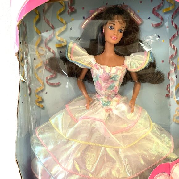Mattel African American "Happy Birthday Barbie" 1966-1994 Never out of Box-Notes - Picture 2 of 8